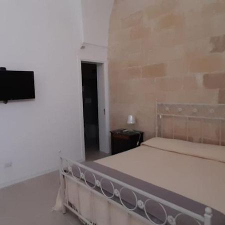 Casa Vacanze Laura S/C Lecce Bagian luar foto