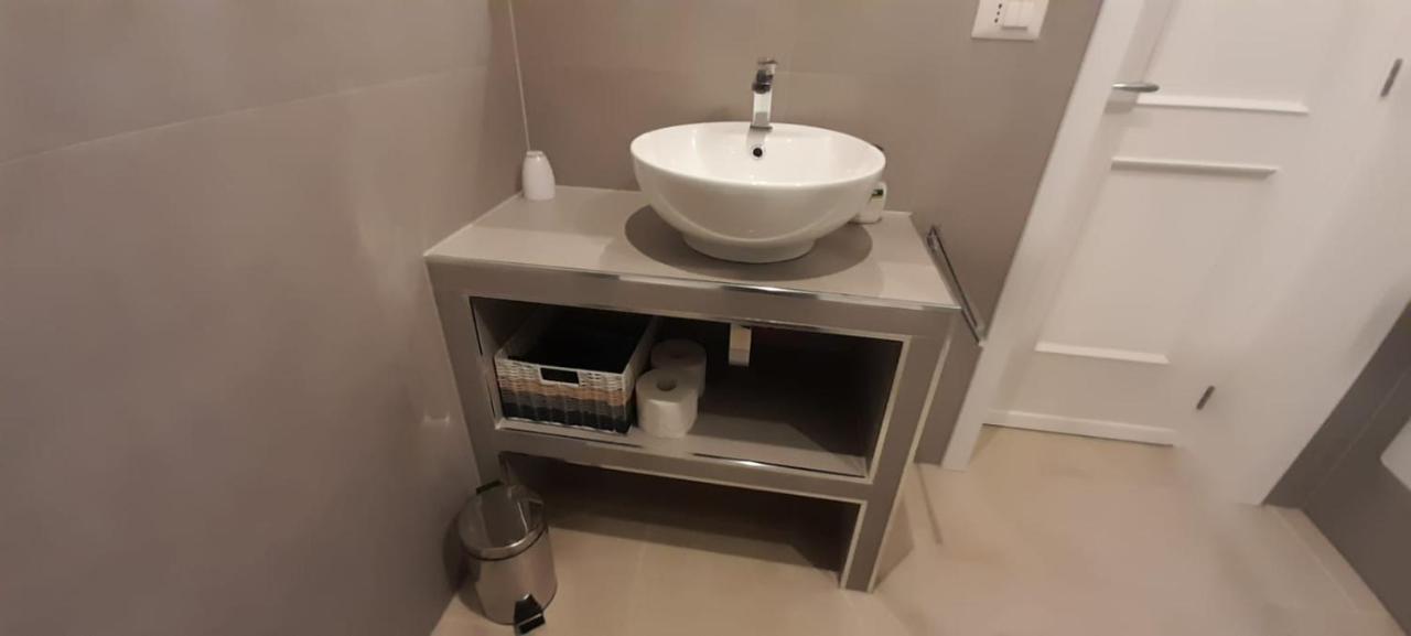 Casa Vacanze Laura S/C Lecce Bagian luar foto