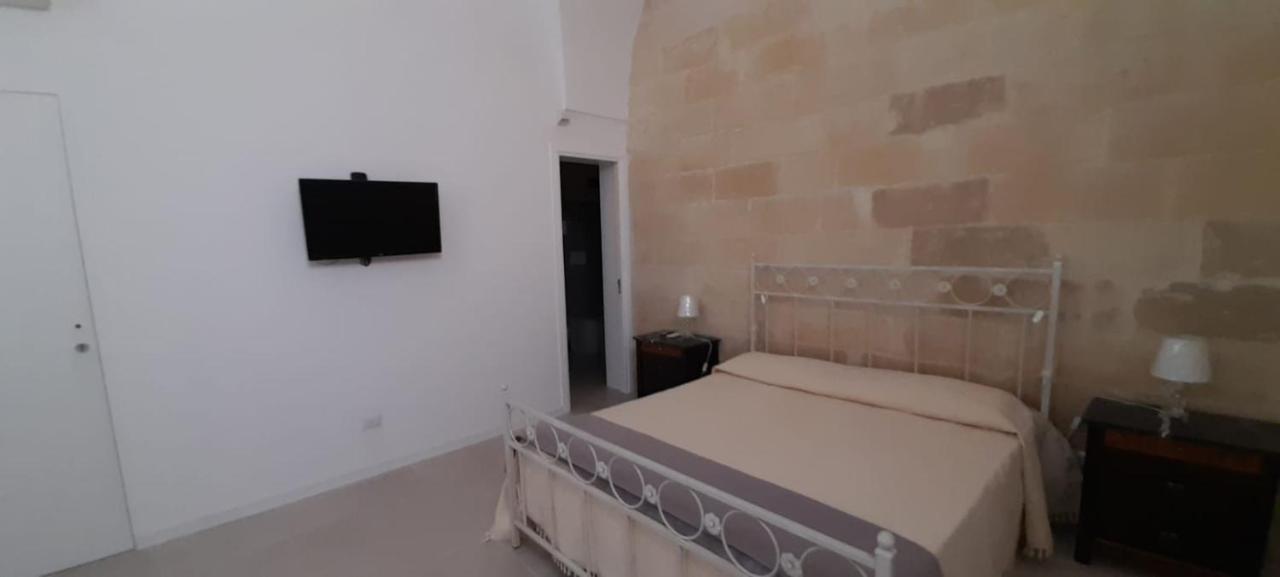 Casa Vacanze Laura S/C Lecce Bagian luar foto