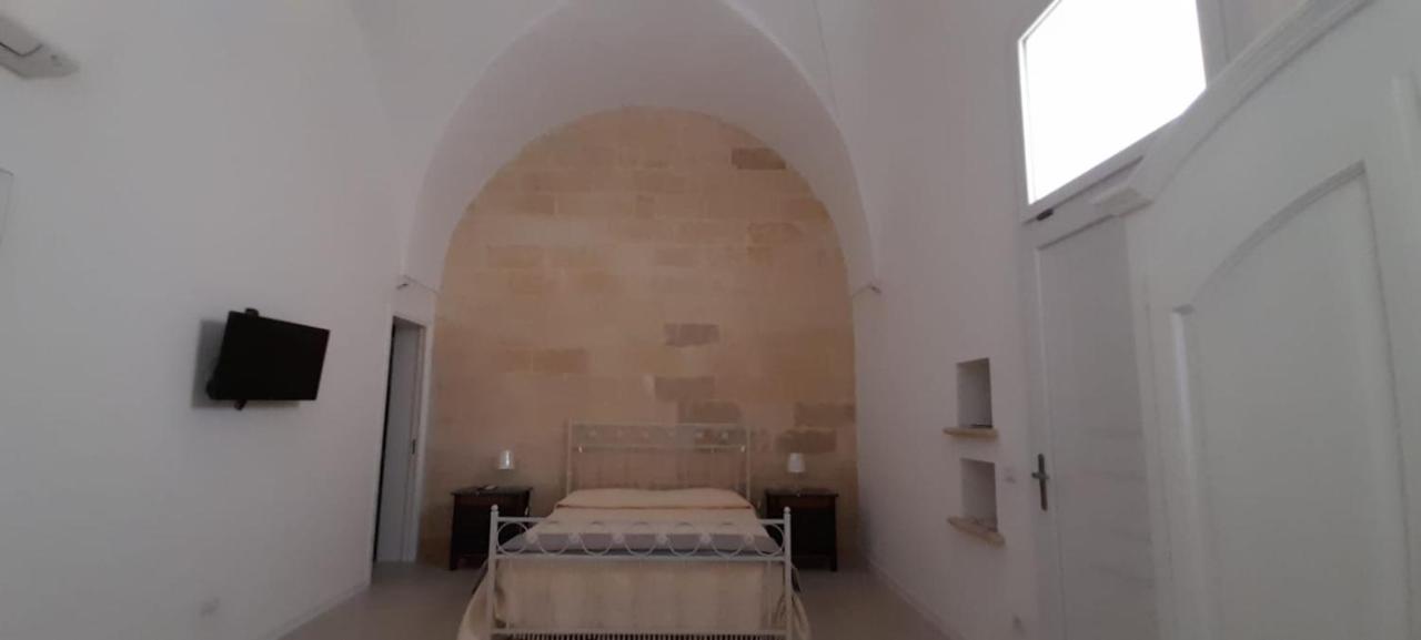 Casa Vacanze Laura S/C Lecce Bagian luar foto